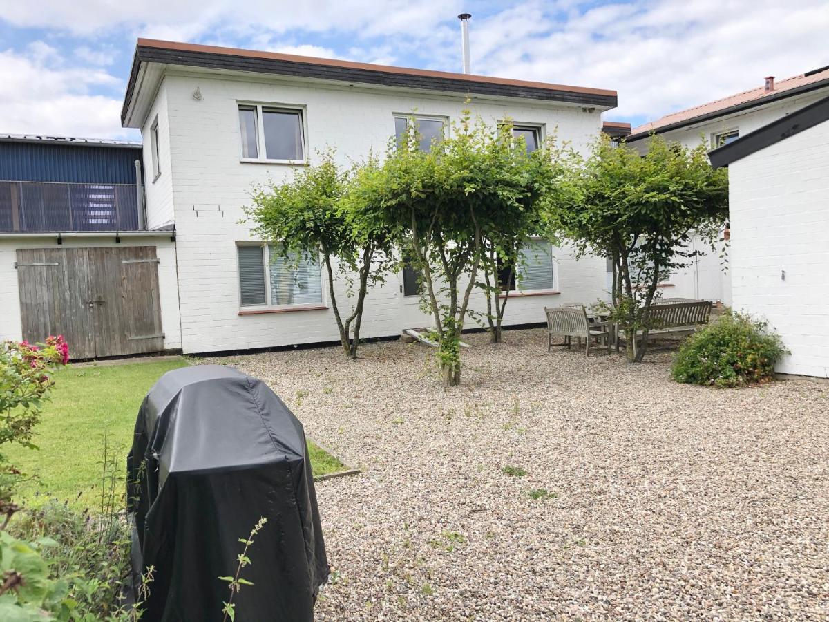 Strandnahe 3Z-Ferienwohnung Kiel Exterior photo